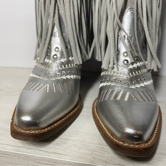 Dingo Gypsy Studded Fringe Metallic Snip Toe Cowboy Silver Boots 6M DI 737 - Picture 5 of 12